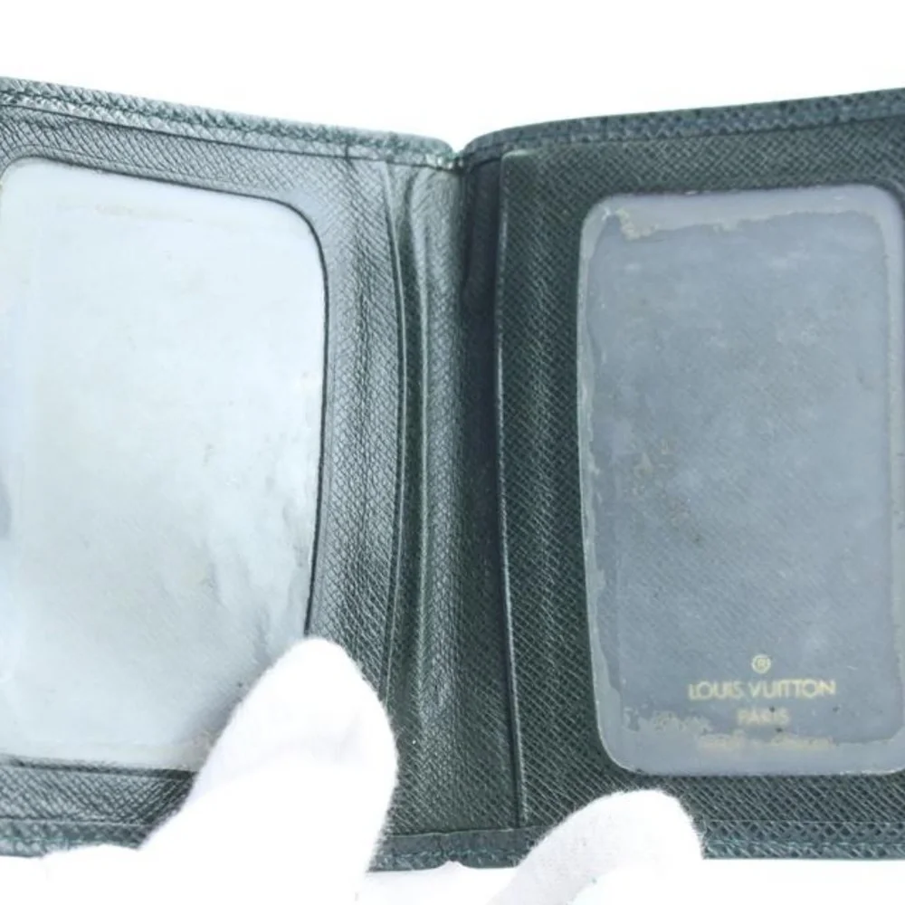 Louis Vuitton Taiga Wallet and Card Case Set